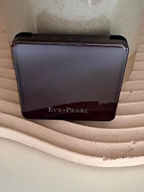Pearl Eve-Pearl Compact Blush Trio, Sassy Cheeks.